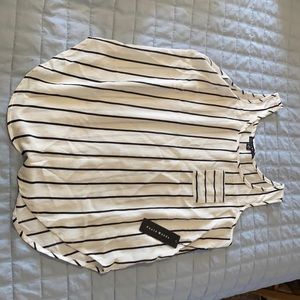 Tank top size medium